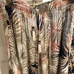 Sexy pants with a wrap around look.